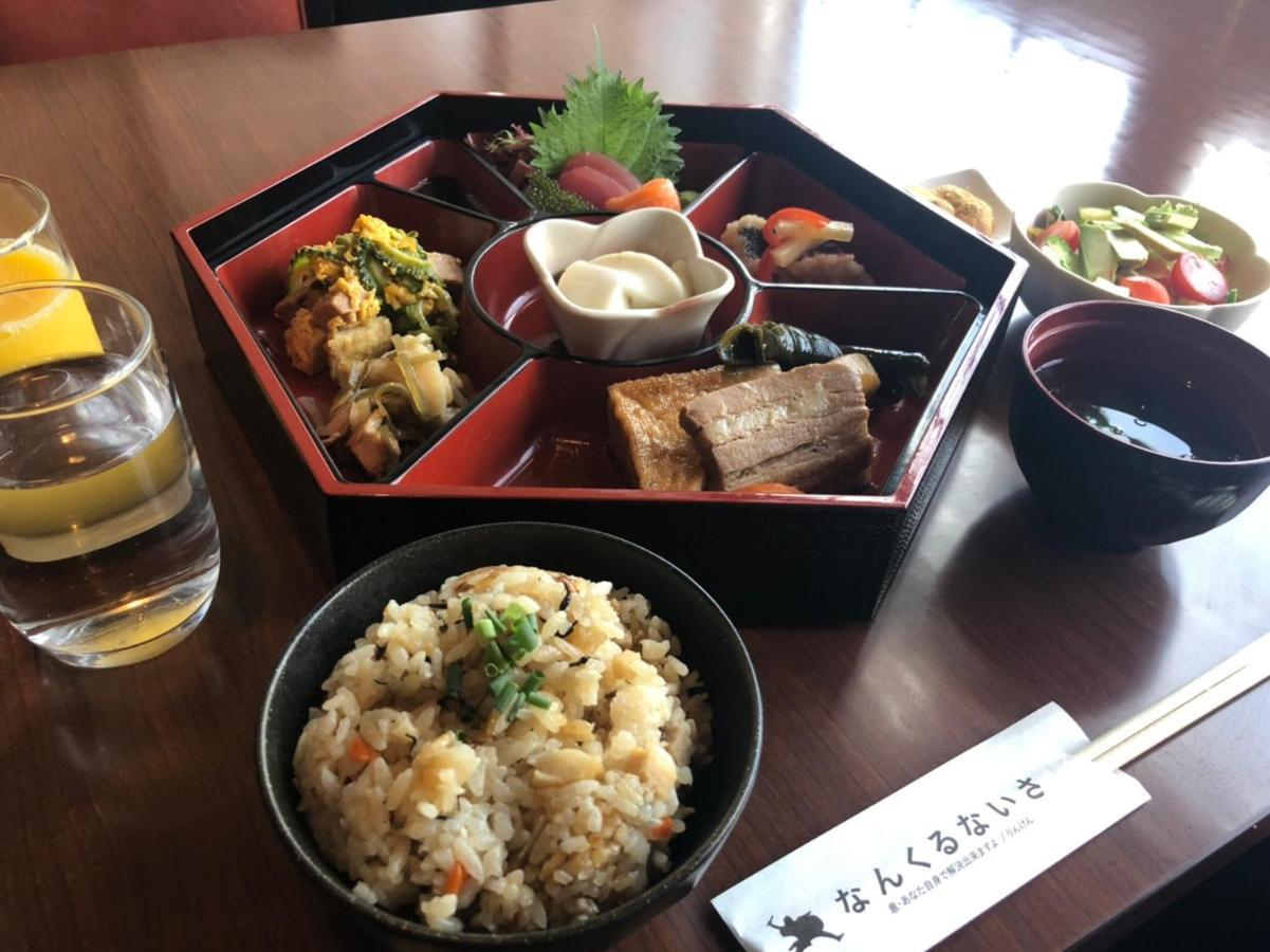 サンセットビーチホテル Chatan Exterior foto